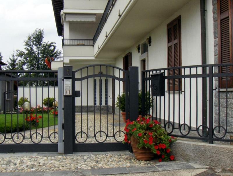 B&B Marge Oltrona di San Mamette Exterior photo